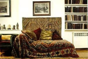 Freud couch